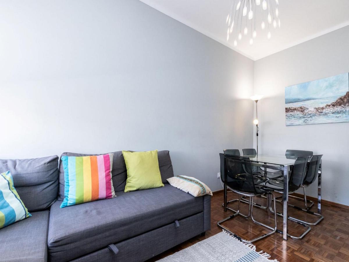Akisol Faro Sunny Apartment Bagian luar foto