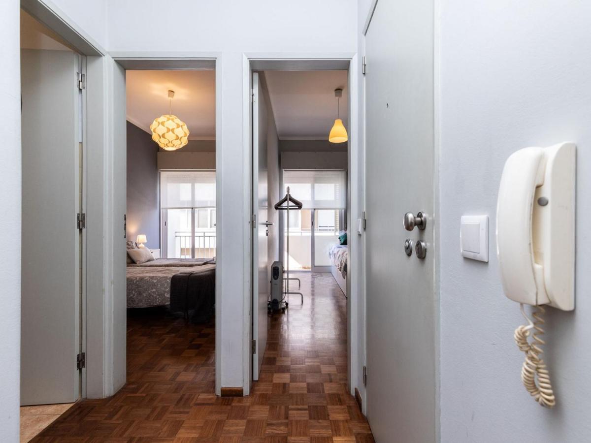 Akisol Faro Sunny Apartment Bagian luar foto
